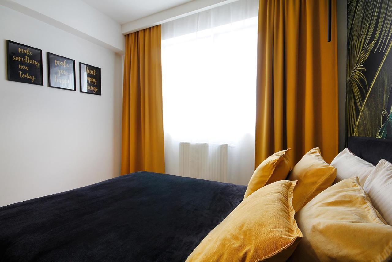 W&k - Gold - Faktura Vat, Parking Apartment