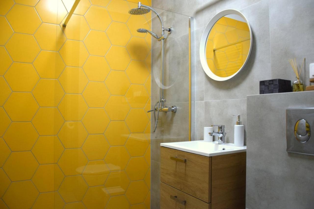W&k - Gold - Faktura Vat, Parking Apartment *